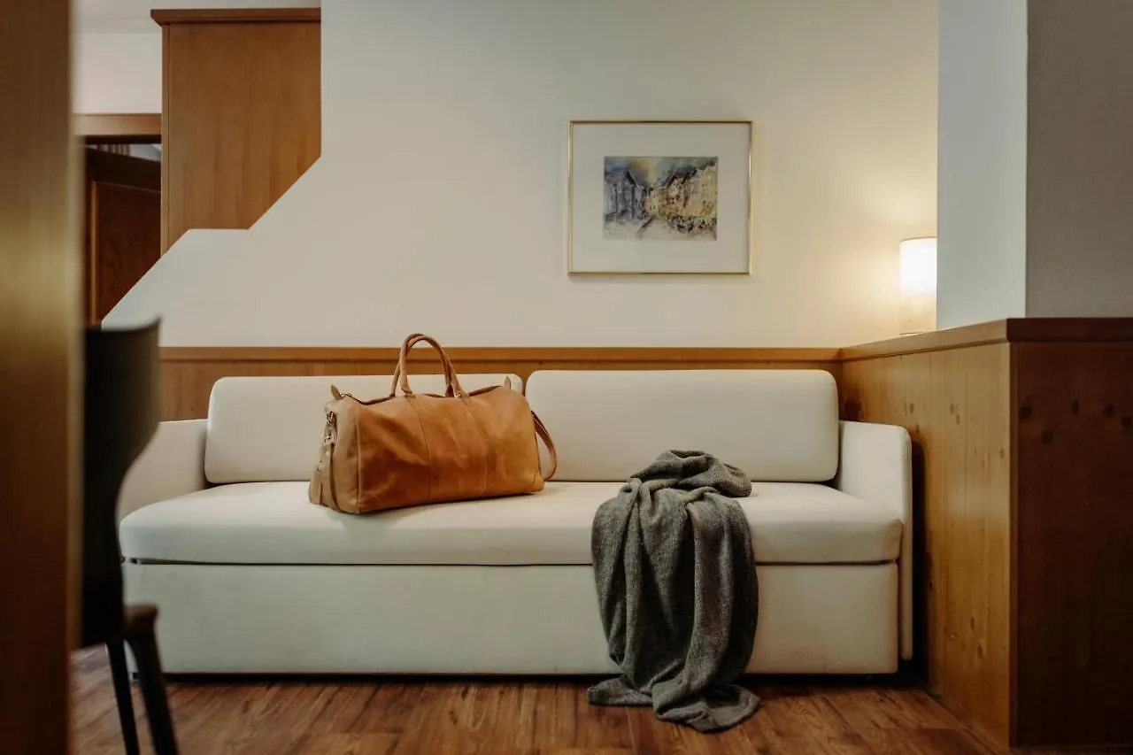 **** Hotel Theresi Appartements Saalbach-Hinterglemm Austria