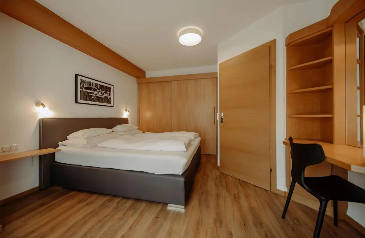 Hotel Theresi Appartements Saalbach-Hinterglemm